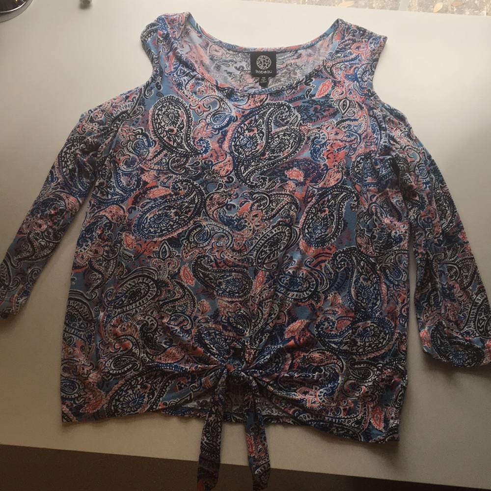 Bobeau ciold shoulder top
